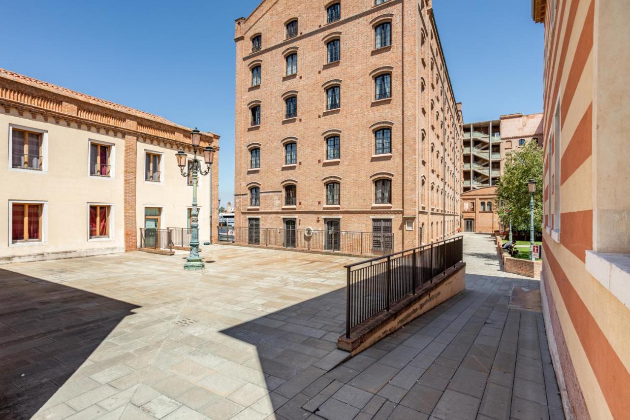 Molino Stucky Residence Suites Венеція Екстер'єр фото
